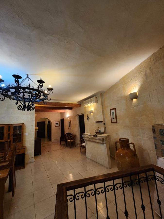 Gozo Pool And Views, Sleeps 4 With Private Bathroom Ghajn il-Kbira (Gozo) Exterior foto