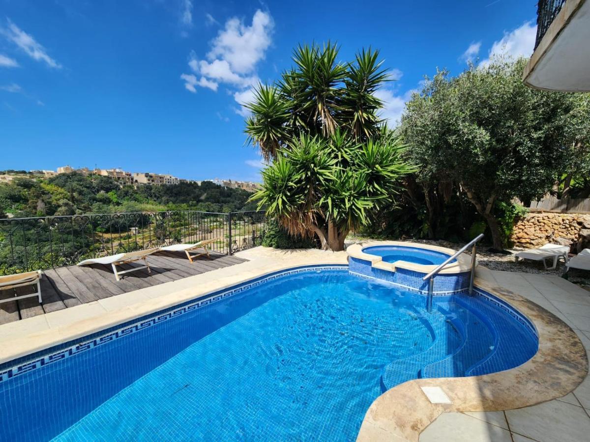 Gozo Pool And Views, Sleeps 4 With Private Bathroom Ghajn il-Kbira (Gozo) Exterior foto