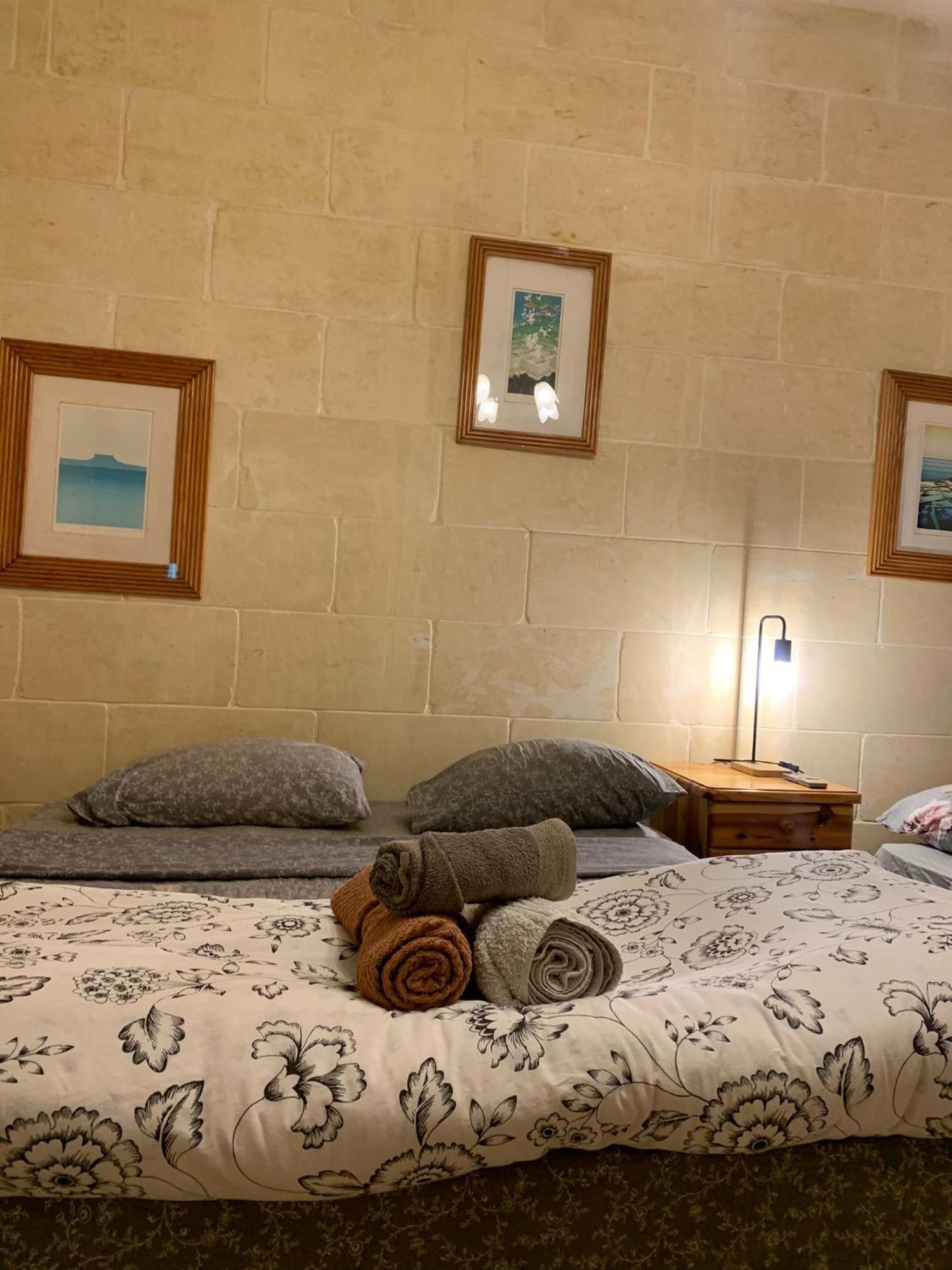 Gozo Pool And Views, Sleeps 4 With Private Bathroom Ghajn il-Kbira (Gozo) Exterior foto