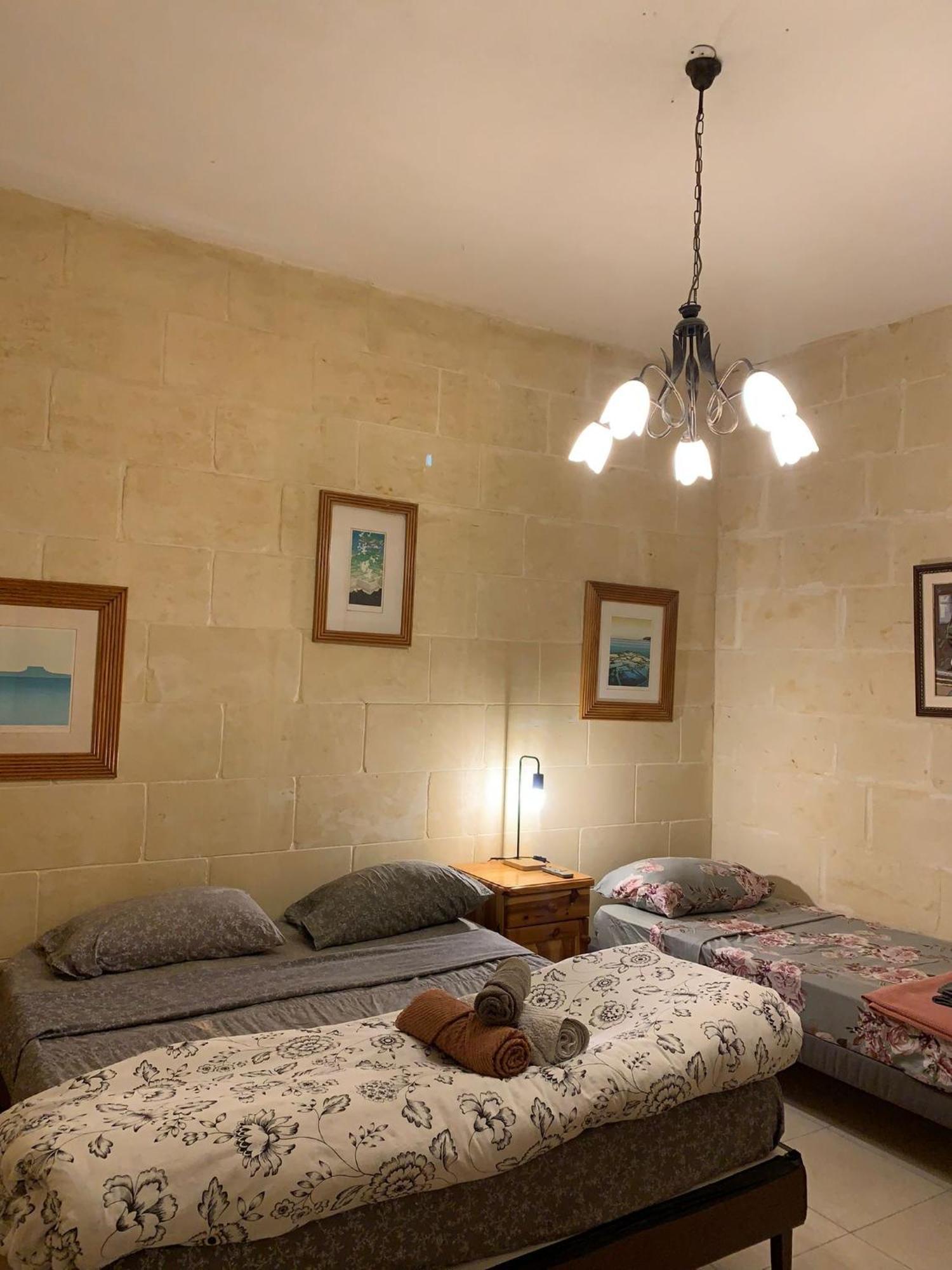 Gozo Pool And Views, Sleeps 4 With Private Bathroom Ghajn il-Kbira (Gozo) Exterior foto